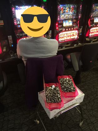 qɂz[ł̘Aŉ摜