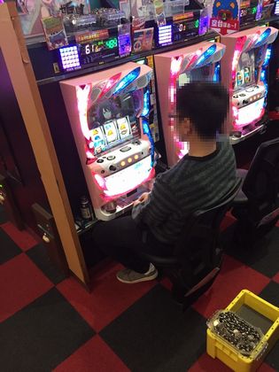 BBXe[Vcł325Ŗڂ̘Aŉ摜
